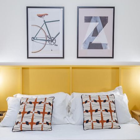 Tiny Cozy Studio In The City Center Триест Екстериор снимка