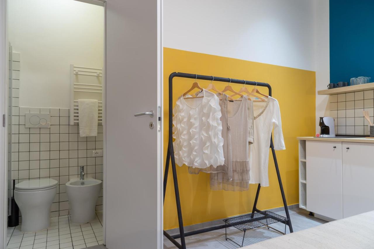 Tiny Cozy Studio In The City Center Триест Екстериор снимка